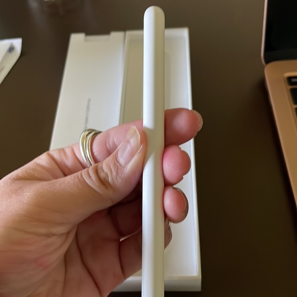 Apple Pencil 2nd generation w/ original box & pamphlet - Picture 6 of 6